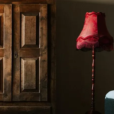 Private Studio At Bookinn Escape In The Heart Of *